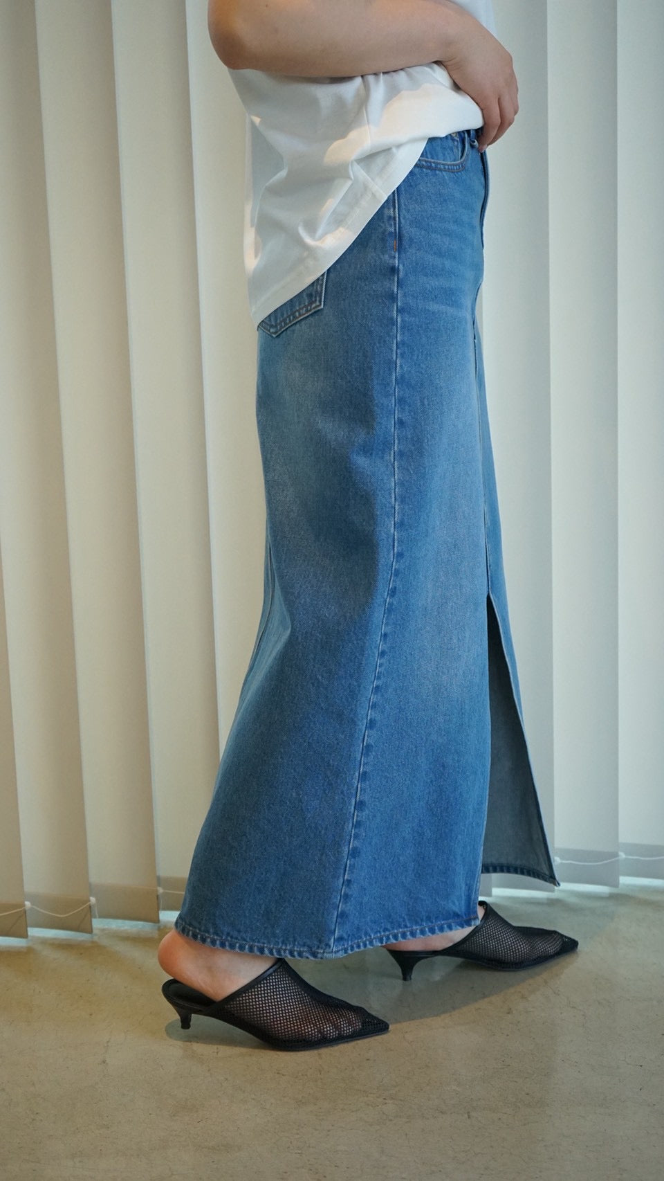 フロントスリットデニムスカート